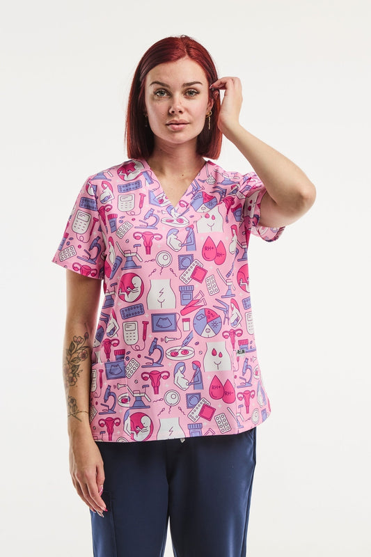 Medizinische Stretch-Tunika – Damen – Rosa mit Gynäkologie-Motiven