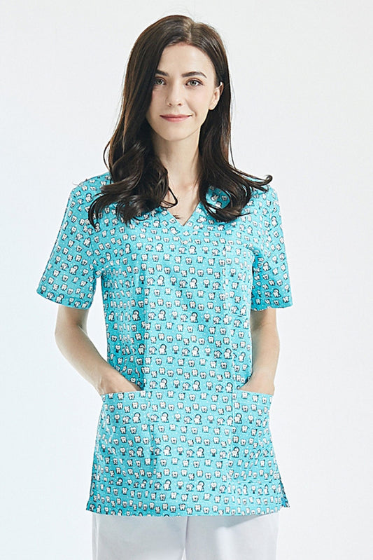 Zahnarzttunika – Hellblau mit Zahn-Motiven