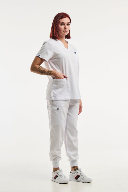 EMMA Jogger – Medizinisches Set – Damen – Weiß