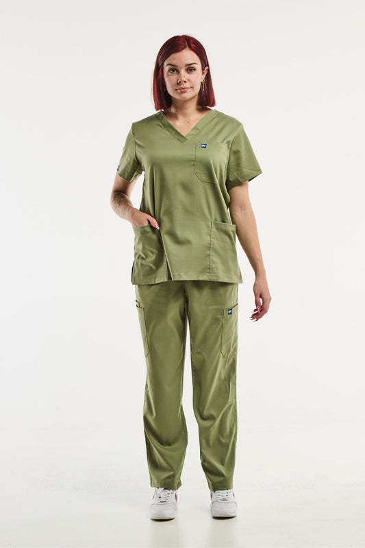 EMMA – Medizinisches Set – Damen – Oliv