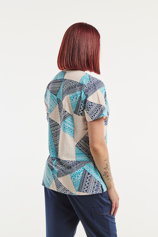 Medizinische Stretch-Tunika – Damen – Elegante Geometrie